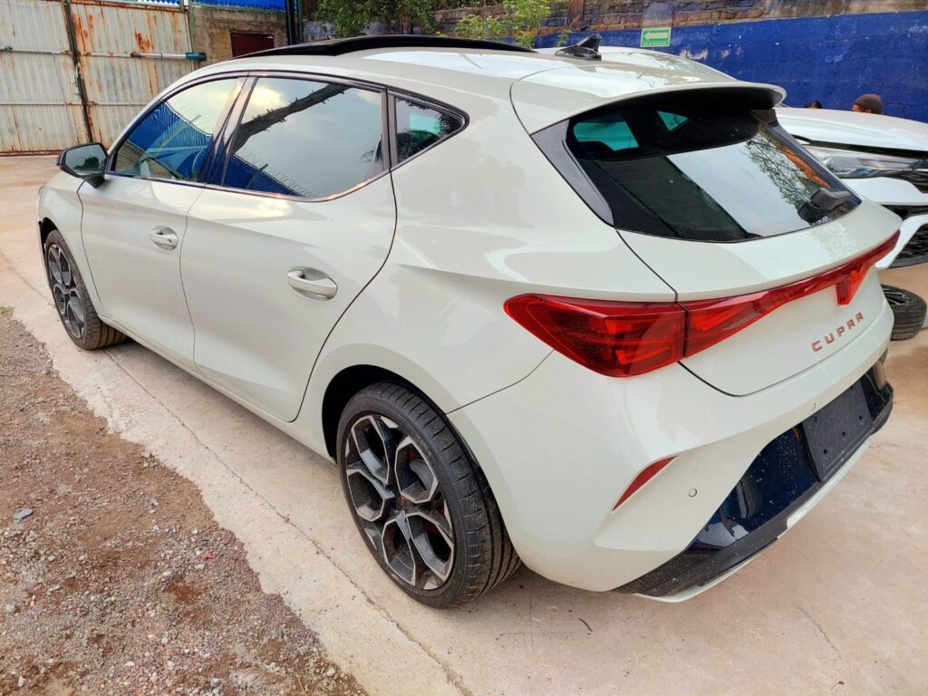 No te arriesgues comprando autos en subastas, tienen vicios ocultos y faltantes. Compra de manera directa con nosotros, todas nuestras unidades encienden y ruedan.