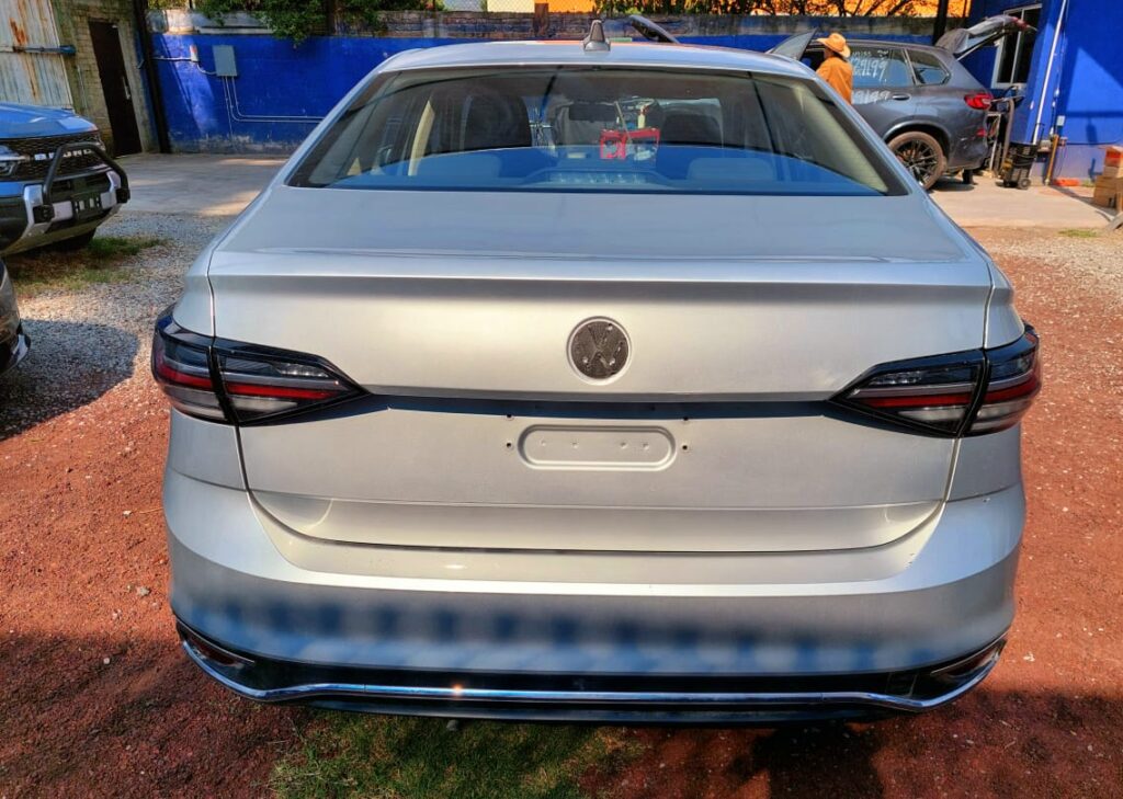 No te arriesgues comprando autos en subastas, tienen vicios ocultos y faltantes. Compra de manera directa con nosotros, todas nuestras unidades encienden y ruedan.
