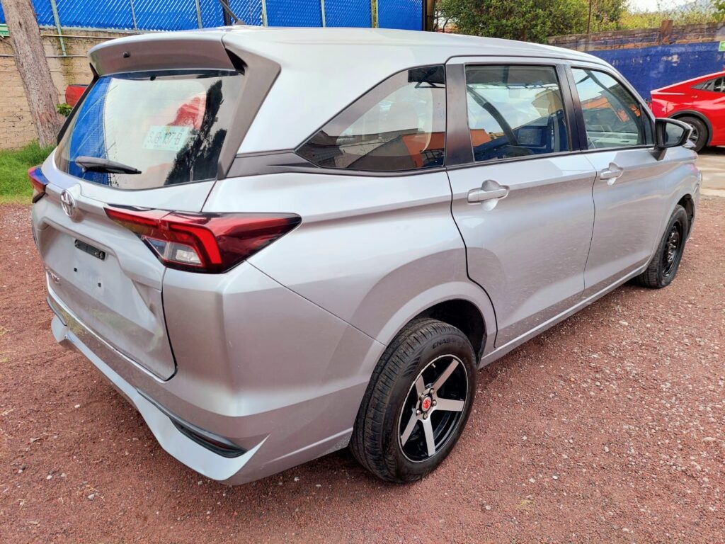 No te arriesgues comprando autos en subastas, tienen vicios ocultos y faltantes. Compra de manera directa con nosotros, todas nuestras unidades encienden y ruedan.