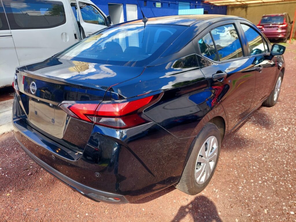 No te arriesgues comprando autos en subastas, tienen vicios ocultos y faltantes. Compra de manera directa con nosotros, todas nuestras unidades encienden y ruedan.