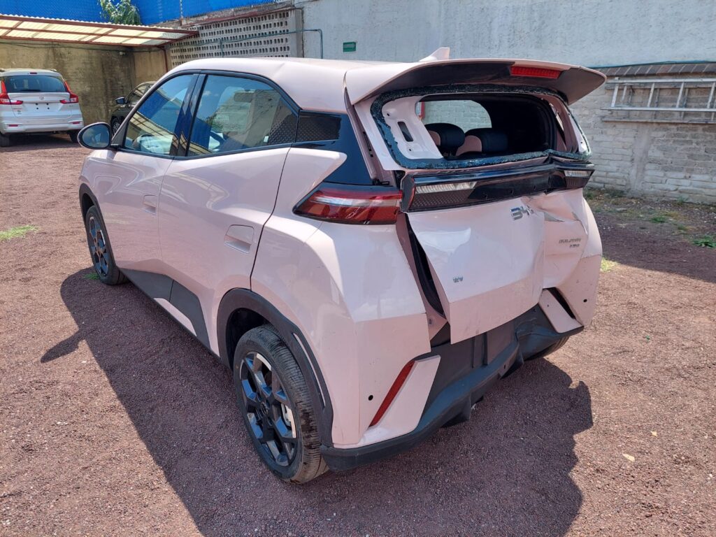 No te arriesgues comprando autos en subastas, tienen vicios ocultos y faltantes. Compra de manera directa con nosotros, todas nuestras unidades encienden y ruedan.