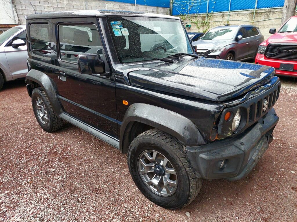 No te arriesgues comprando autos en subastas, tienen vicios ocultos y faltantes. Compra de manera directa con nosotros, todas nuestras unidades encienden y ruedan.