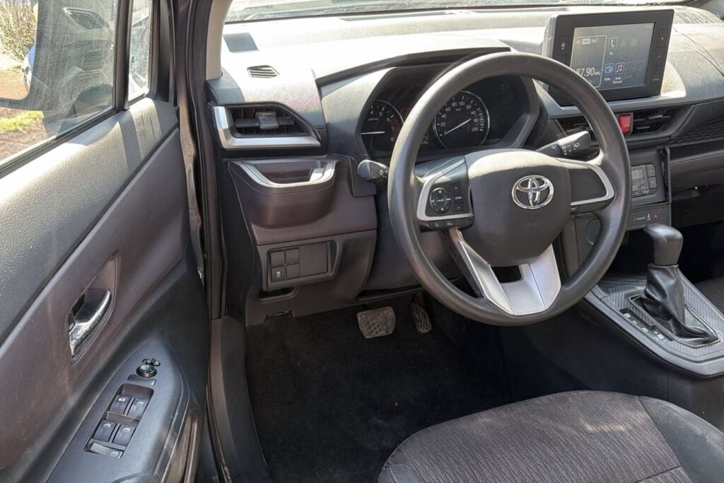 No te arriesgues comprando autos en subastas, tienen vicios ocultos y faltantes. Compra de manera directa con nosotros, todas nuestras unidades encienden y ruedan.