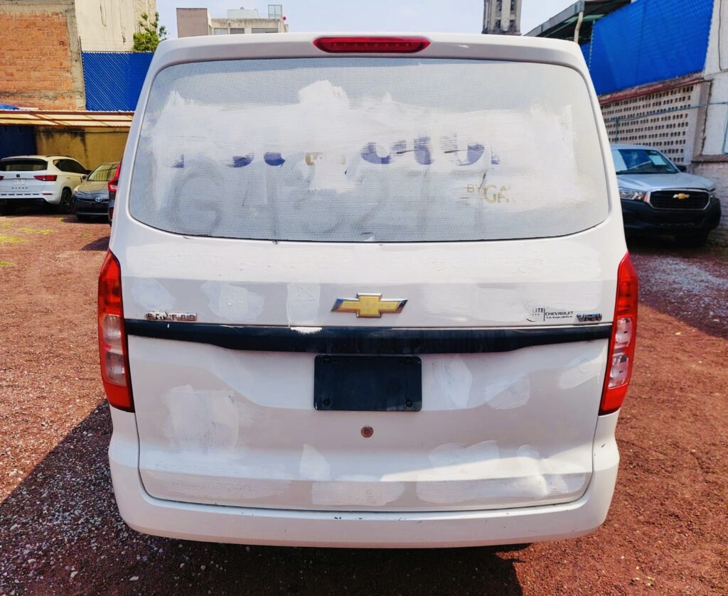 No te arriesgues comprando autos en subastas, tienen vicios ocultos y faltantes. Compra de manera directa con nosotros, todas nuestras unidades encienden y ruedan.