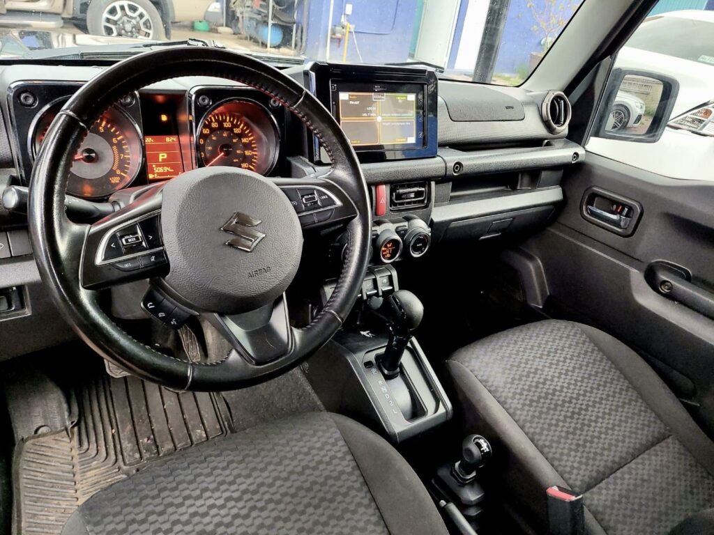 No te arriesgues comprando autos en subastas, tienen vicios ocultos y faltantes. Compra de manera directa con nosotros, todas nuestras unidades encienden y ruedan.