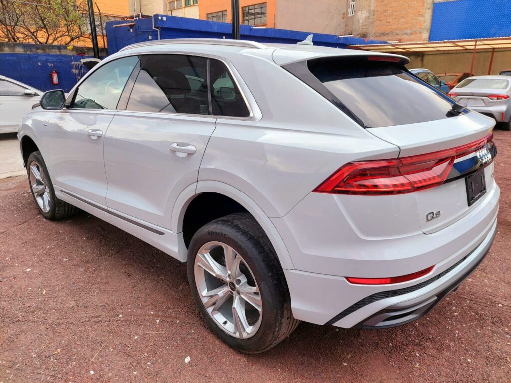 No te arriesgues comprando autos en subastas, tienen vicios ocultos y faltantes. Compra de manera directa con nosotros, todas nuestras unidades encienden y ruedan.