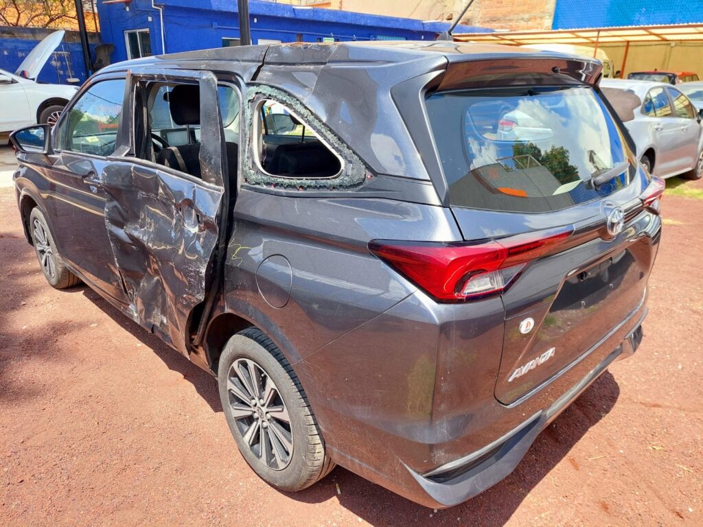 No te arriesgues comprando autos en subastas, tienen vicios ocultos y faltantes. Compra de manera directa con nosotros, todas nuestras unidades encienden y ruedan.