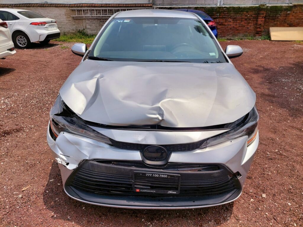 No te arriesgues comprando autos en subastas, tienen vicios ocultos y faltantes. Compra de manera directa con nosotros, todas nuestras unidades encienden y ruedan.
