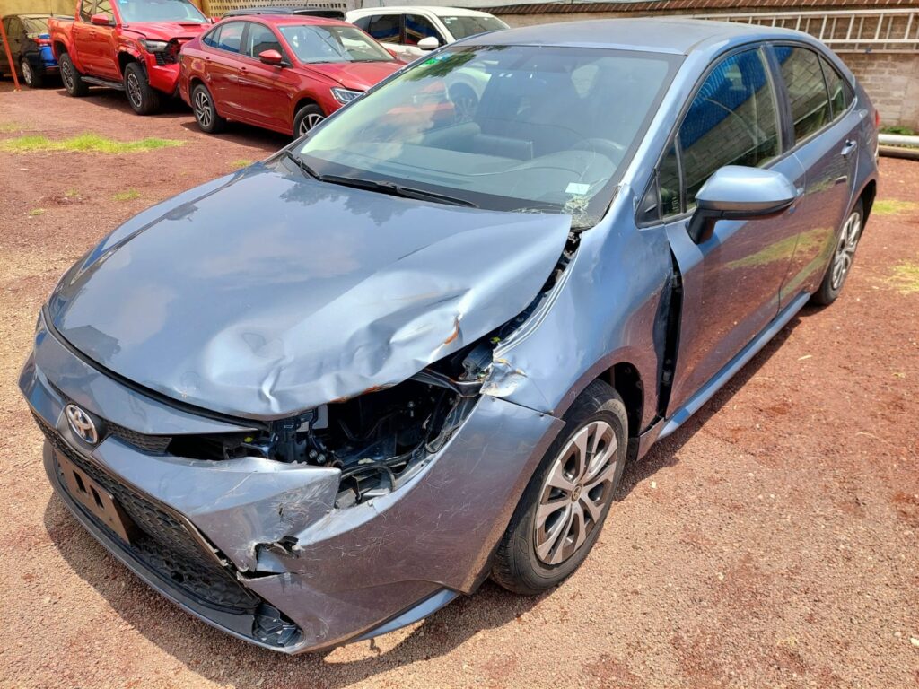 No te arriesgues comprando autos en subastas, tienen vicios ocultos y faltantes. Compra de manera directa con nosotros, todas nuestras unidades encienden y ruedan.