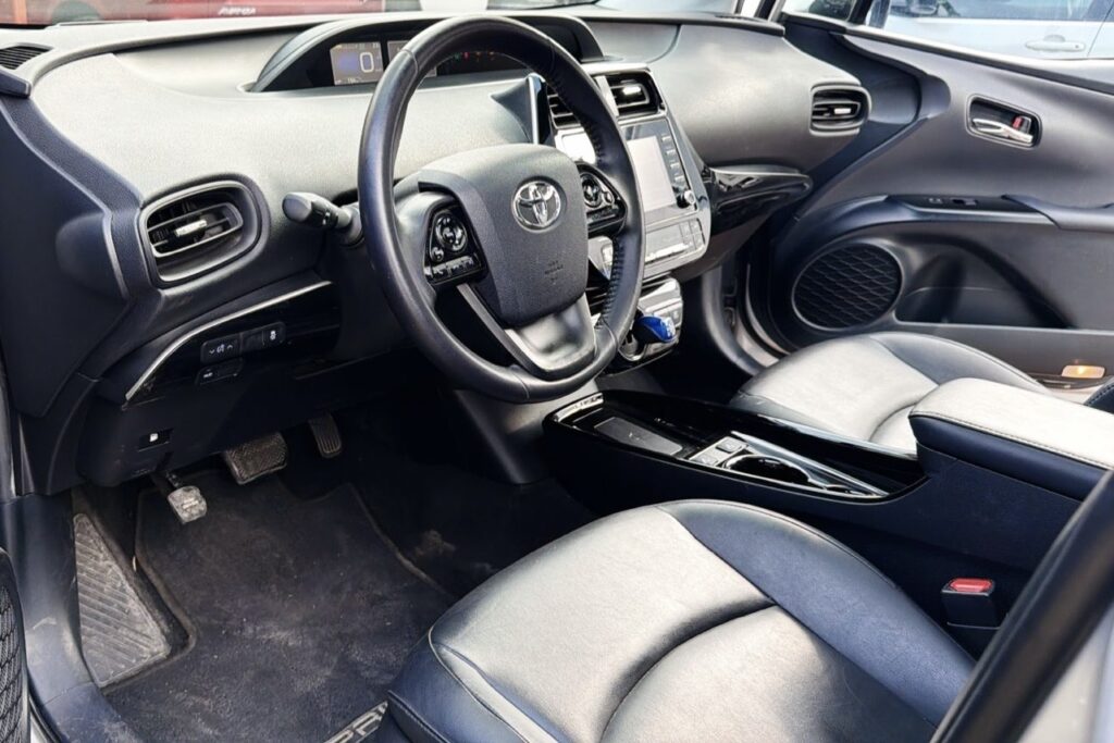 No te arriesgues comprando autos en subastas, tienen vicios ocultos y faltantes. Compra de manera directa con nosotros, todas nuestras unidades encienden y ruedan.