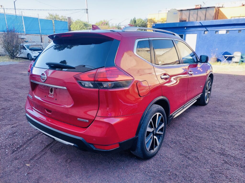 No te arriesgues comprando autos en subastas, tienen vicios ocultos y faltantes. Compra de manera directa con nosotros, todas nuestras unidades encienden y ruedan.