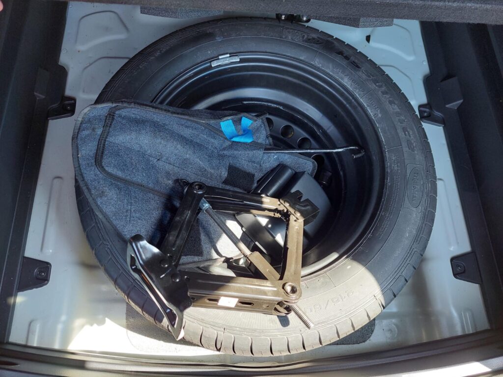 No te arriesgues comprando autos en subastas, tienen vicios ocultos y faltantes. Compra de manera directa con nosotros, todas nuestras unidades encienden y ruedan.