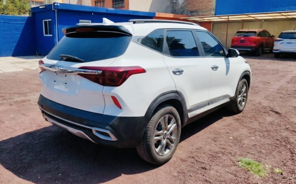 No te arriesgues comprando autos en subastas, tienen vicios ocultos y faltantes. Compra de manera directa con nosotros, todas nuestras unidades encienden y ruedan.