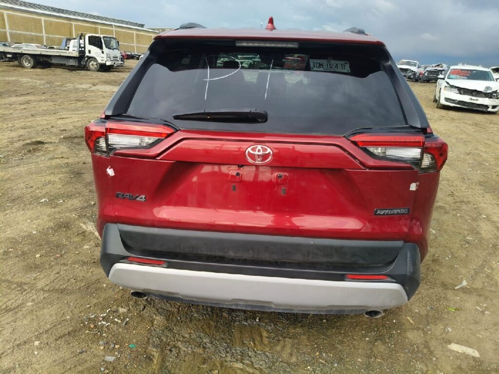 No te arriesgues comprando autos en subastas, tienen vicios ocultos y faltantes. Compra de manera directa con nosotros, todas nuestras unidades encienden y ruedan.