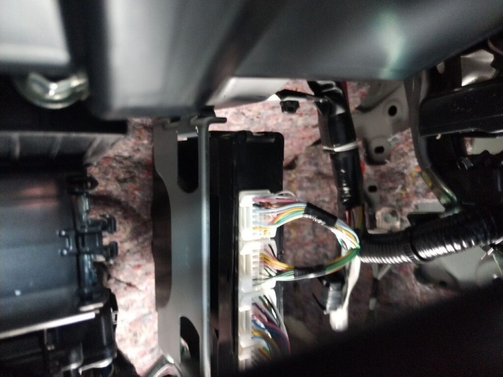 No te arriesgues comprando autos en subastas, tienen vicios ocultos y faltantes. Compra de manera directa con nosotros, todas nuestras unidades encienden y ruedan.