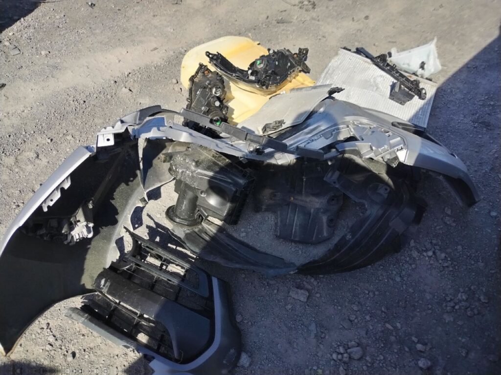 No te arriesgues comprando autos en subastas, tienen vicios ocultos y faltantes. Compra de manera directa con nosotros, todas nuestras unidades encienden y ruedan.