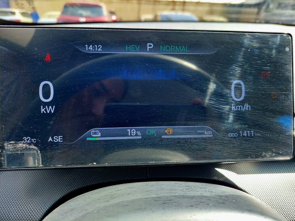 No te arriesgues comprando autos en subastas, tienen vicios ocultos y faltantes. Compra de manera directa con nosotros, todas nuestras unidades encienden y ruedan.