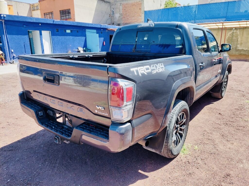 No te arriesgues comprando autos en subastas, tienen vicios ocultos y faltantes. Compra de manera directa con nosotros, todas nuestras unidades encienden y ruedan.