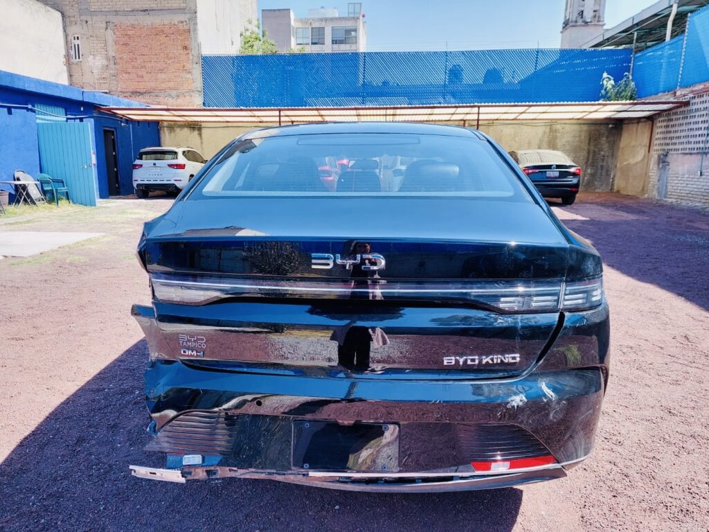 No te arriesgues comprando autos en subastas, tienen vicios ocultos y faltantes. Compra de manera directa con nosotros, todas nuestras unidades encienden y ruedan.