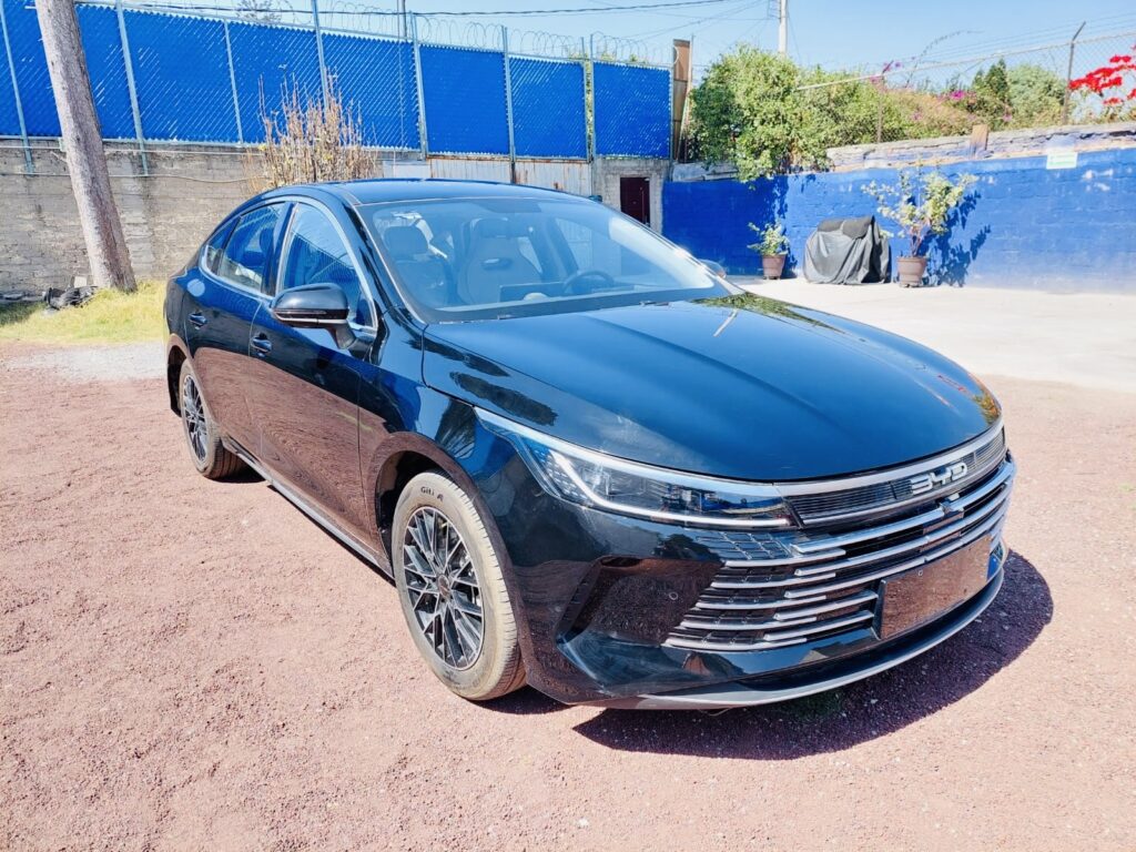 No te arriesgues comprando autos en subastas, tienen vicios ocultos y faltantes. Compra de manera directa con nosotros, todas nuestras unidades encienden y ruedan.