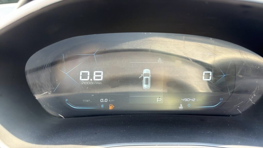 No te arriesgues comprando autos en subastas, tienen vicios ocultos y faltantes. Compra de manera directa con nosotros, todas nuestras unidades encienden y ruedan.