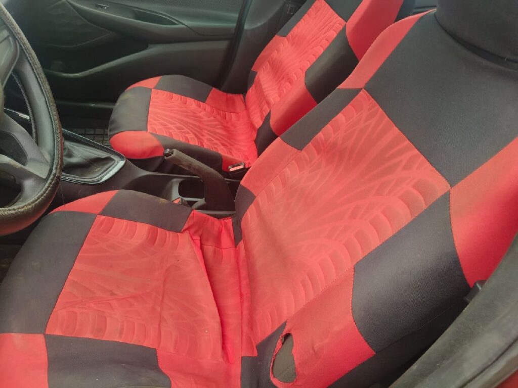 No te arriesgues comprando autos en subastas, tienen vicios ocultos y faltantes. Compra de manera directa con nosotros, todas nuestras unidades encienden y ruedan.