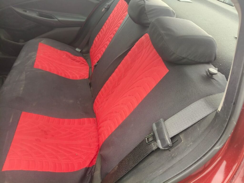 No te arriesgues comprando autos en subastas, tienen vicios ocultos y faltantes. Compra de manera directa con nosotros, todas nuestras unidades encienden y ruedan.