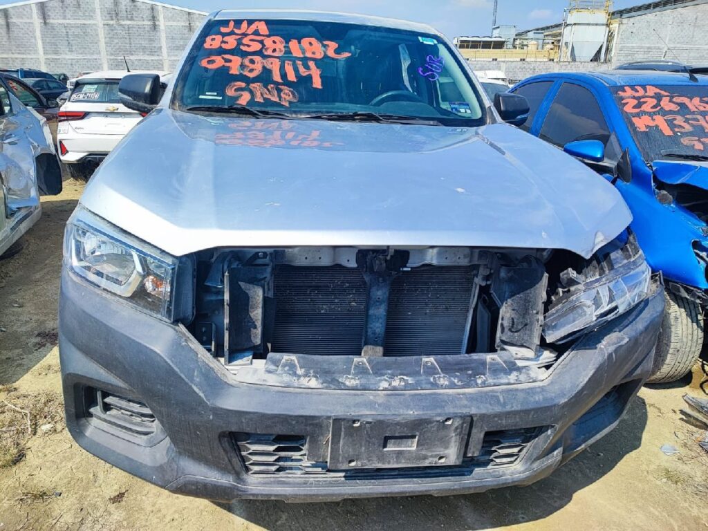 No te arriesgues comprando autos en subastas, tienen vicios ocultos y faltantes. Compra de manera directa con nosotros, todas nuestras unidades encienden y ruedan.