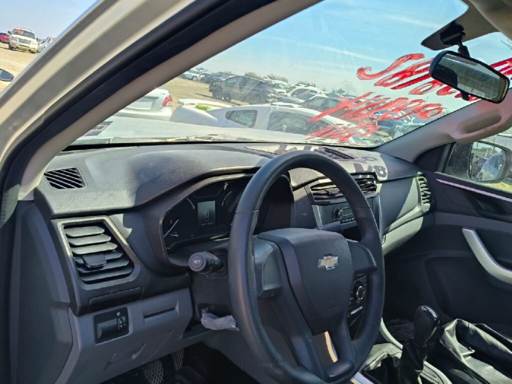 No te arriesgues comprando autos en subastas, tienen vicios ocultos y faltantes. Compra de manera directa con nosotros, todas nuestras unidades encienden y ruedan.