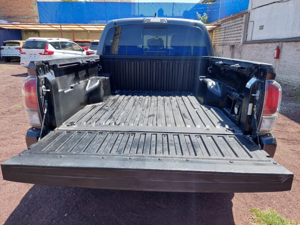 No te arriesgues comprando autos en subastas, tienen vicios ocultos y faltantes. Compra de manera directa con nosotros, todas nuestras unidades encienden y ruedan.