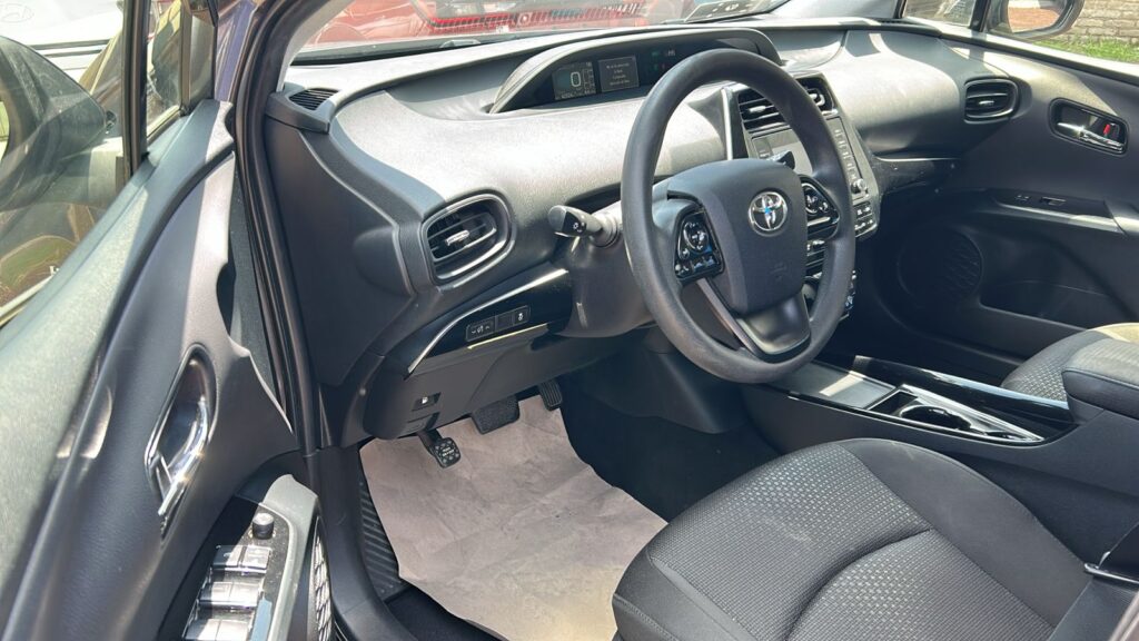 No te arriesgues comprando autos en subastas, tienen vicios ocultos y faltantes. Compra de manera directa con nosotros, todas nuestras unidades encienden y ruedan.