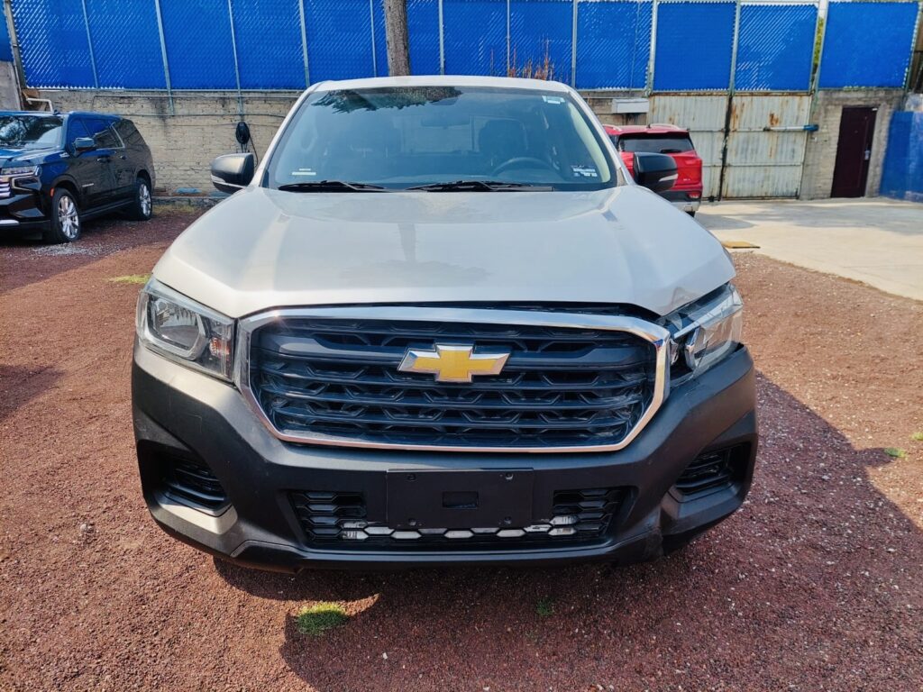 No te arriesgues comprando autos en subastas, tienen vicios ocultos y faltantes. Compra de manera directa con nosotros, todas nuestras unidades encienden y ruedan.