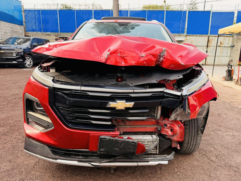 No te arriesgues comprando autos en subastas, tienen vicios ocultos y faltantes. Compra de manera directa con nosotros, todas nuestras unidades encienden y ruedan.