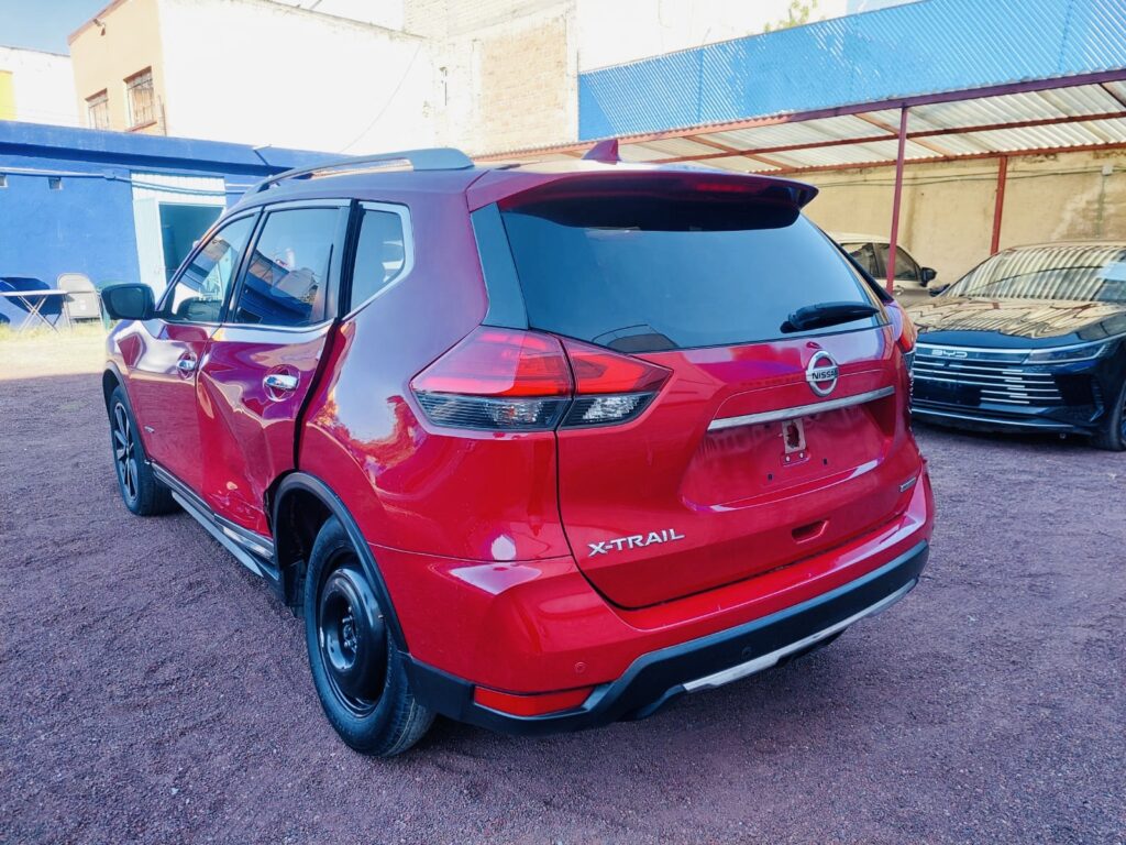 No te arriesgues comprando autos en subastas, tienen vicios ocultos y faltantes. Compra de manera directa con nosotros, todas nuestras unidades encienden y ruedan.