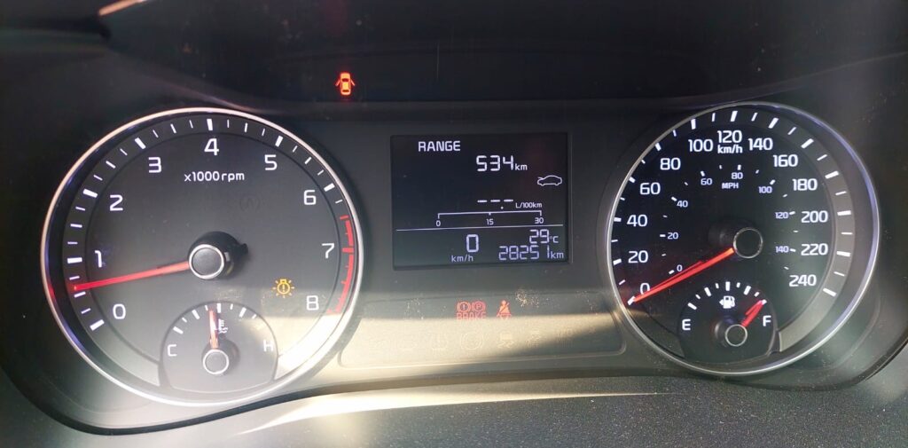 No te arriesgues comprando autos en subastas, tienen vicios ocultos y faltantes. Compra de manera directa con nosotros, todas nuestras unidades encienden y ruedan.