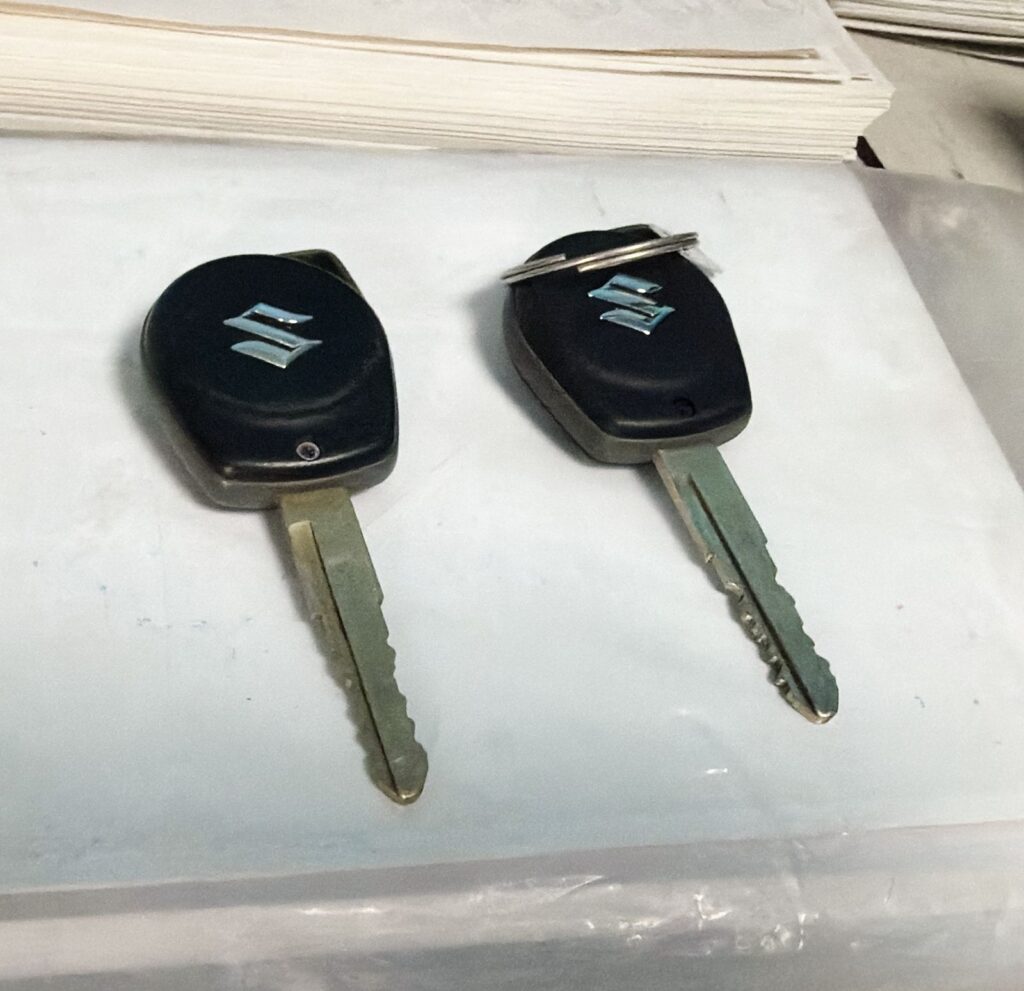 No te arriesgues comprando autos en subastas, tienen vicios ocultos y faltantes. Compra de manera directa con nosotros, todas nuestras unidades encienden y ruedan.