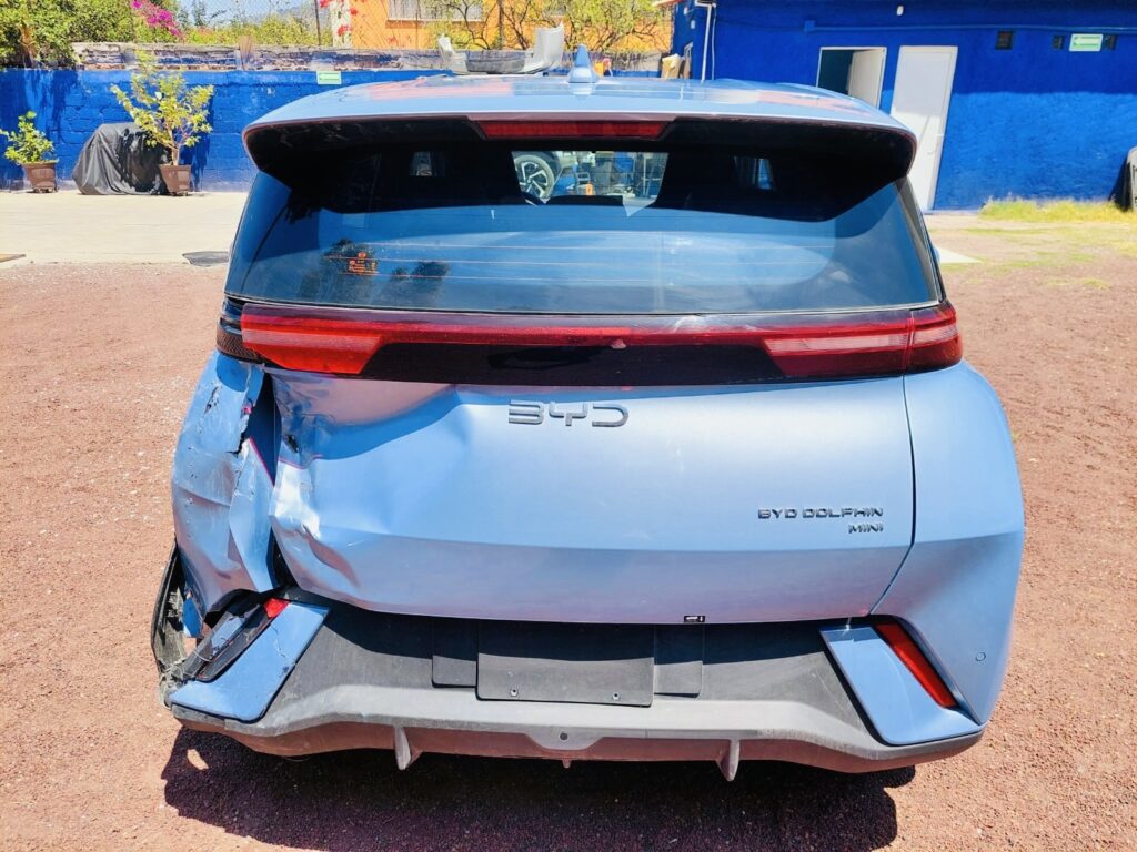 No te arriesgues comprando autos en subastas, tienen vicios ocultos y faltantes. Compra de manera directa con nosotros, todas nuestras unidades encienden y ruedan.