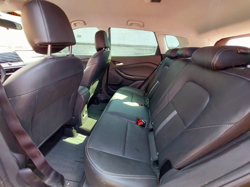 No te arriesgues comprando autos en subastas, tienen vicios ocultos y faltantes. Compra de manera directa con nosotros, todas nuestras unidades encienden y ruedan.