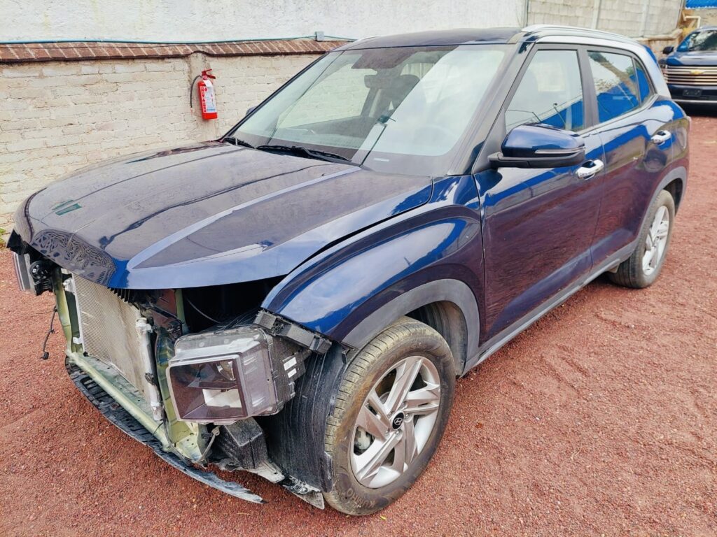 No te arriesgues comprando autos en subastas, tienen vicios ocultos y faltantes. Compra de manera directa con nosotros, todas nuestras unidades encienden y ruedan.