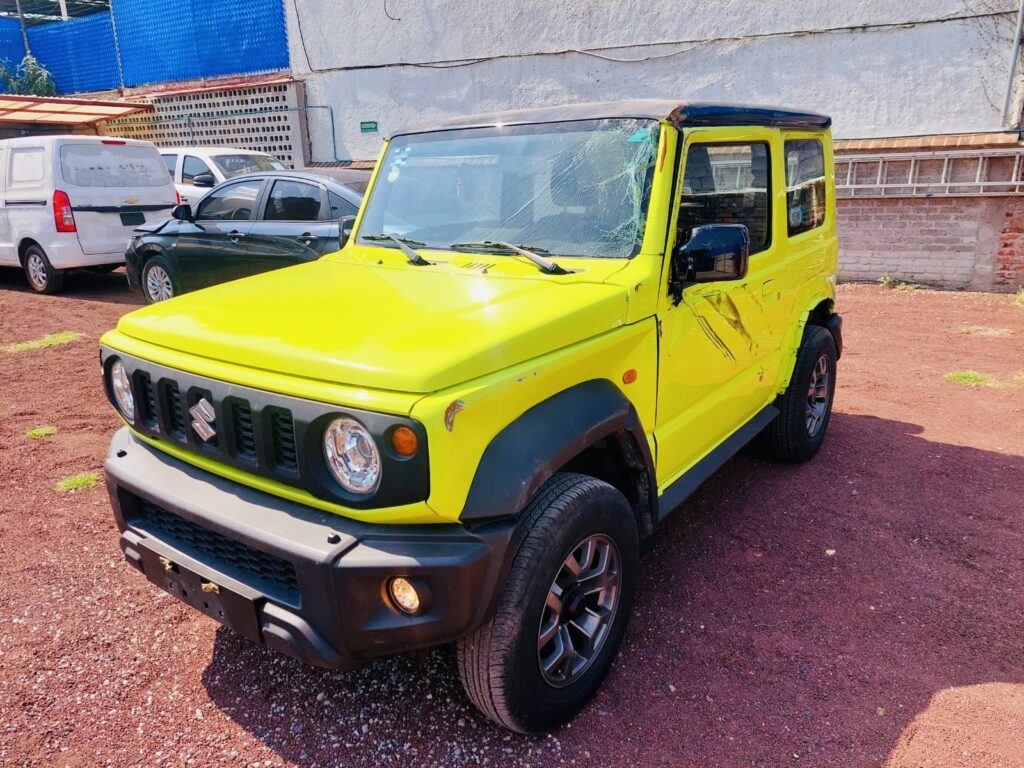 No te arriesgues comprando autos en subastas, tienen vicios ocultos y faltantes. Compra de manera directa con nosotros, todas nuestras unidades encienden y ruedan.