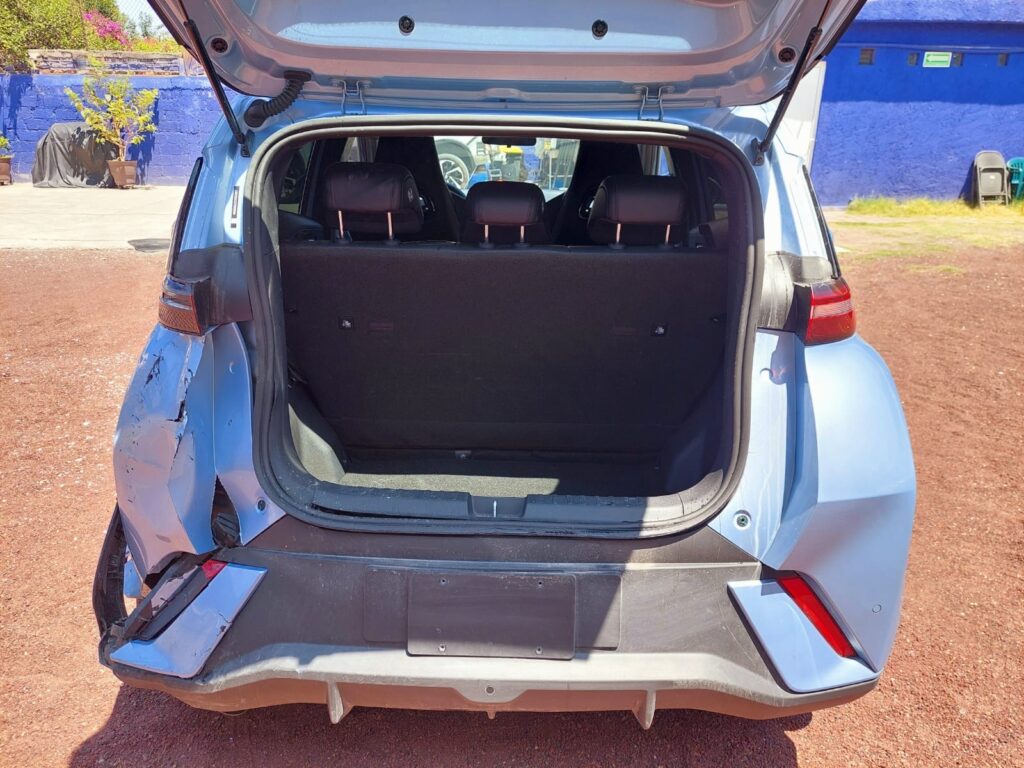 No te arriesgues comprando autos en subastas, tienen vicios ocultos y faltantes. Compra de manera directa con nosotros, todas nuestras unidades encienden y ruedan.