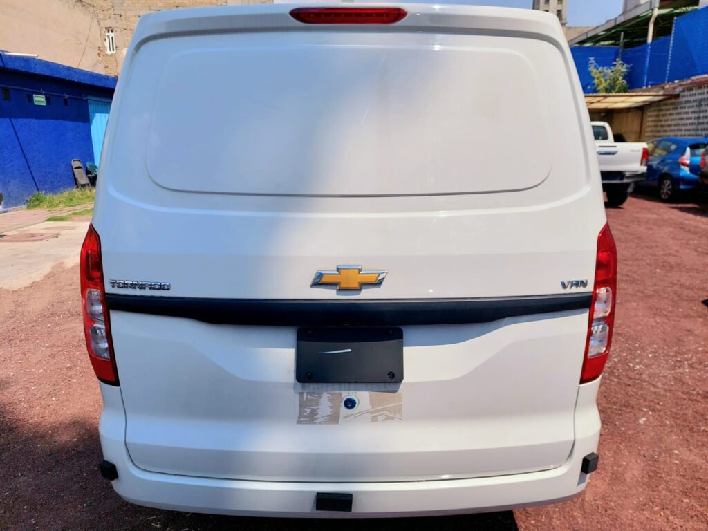 No te arriesgues comprando autos en subastas, tienen vicios ocultos y faltantes. Compra de manera directa con nosotros, todas nuestras unidades encienden y ruedan.