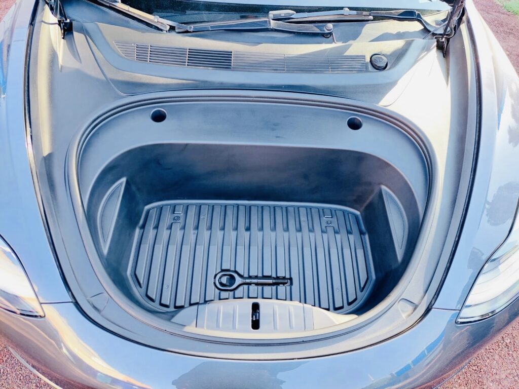 No te arriesgues comprando autos en subastas, tienen vicios ocultos y faltantes. Compra de manera directa con nosotros, todas nuestras unidades encienden y ruedan.