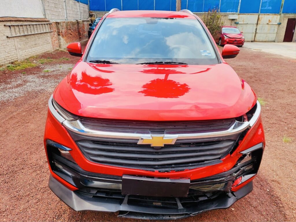 No te arriesgues comprando autos en subastas, tienen vicios ocultos y faltantes. Compra de manera directa con nosotros, todas nuestras unidades encienden y ruedan.