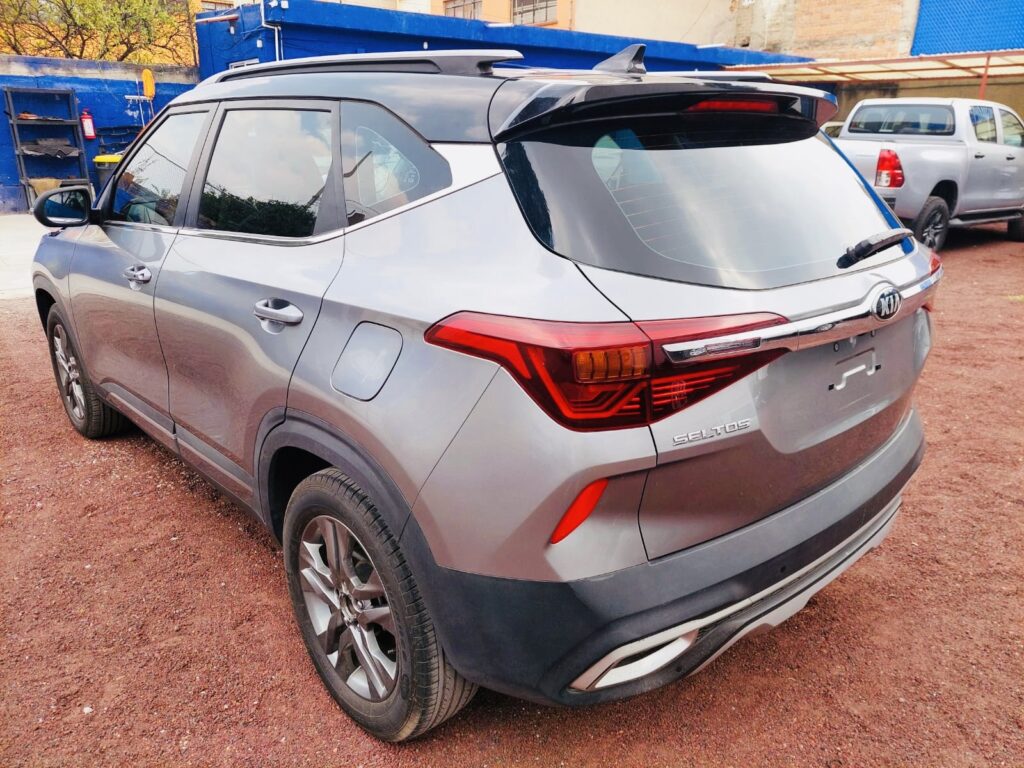 No te arriesgues comprando autos en subastas, tienen vicios ocultos y faltantes. Compra de manera directa con nosotros, todas nuestras unidades encienden y ruedan.