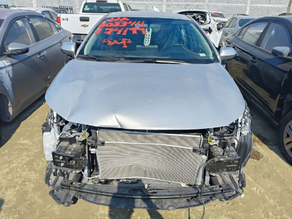 No te arriesgues comprando autos en subastas, tienen vicios ocultos y faltantes. Compra de manera directa con nosotros, todas nuestras unidades encienden y ruedan.