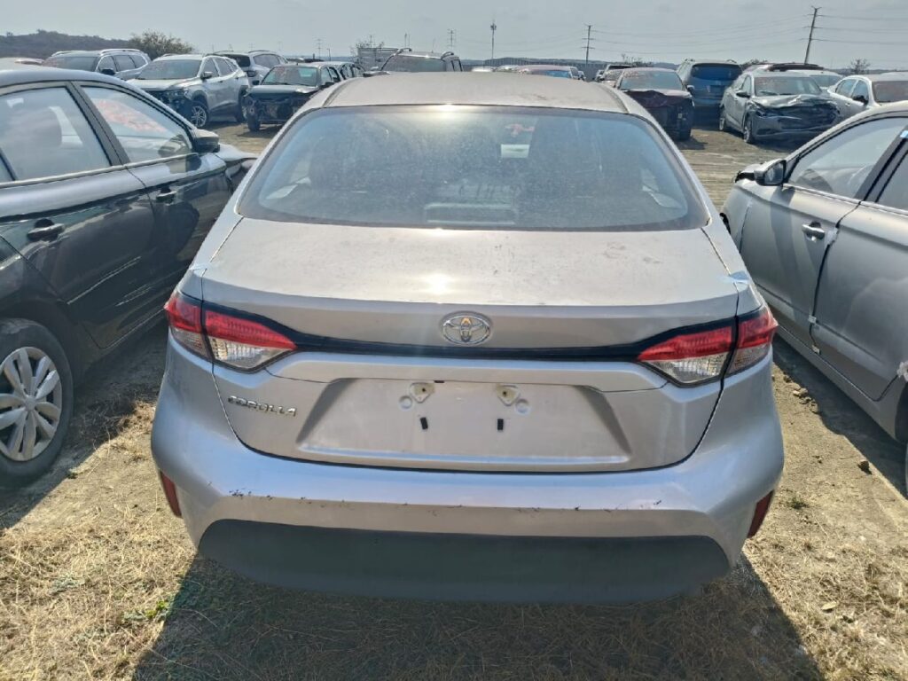 No te arriesgues comprando autos en subastas, tienen vicios ocultos y faltantes. Compra de manera directa con nosotros, todas nuestras unidades encienden y ruedan.