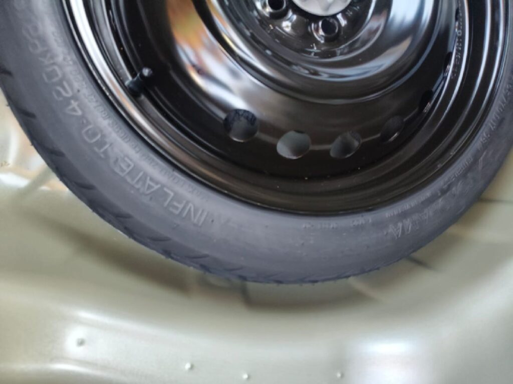 No te arriesgues comprando autos en subastas, tienen vicios ocultos y faltantes. Compra de manera directa con nosotros, todas nuestras unidades encienden y ruedan.