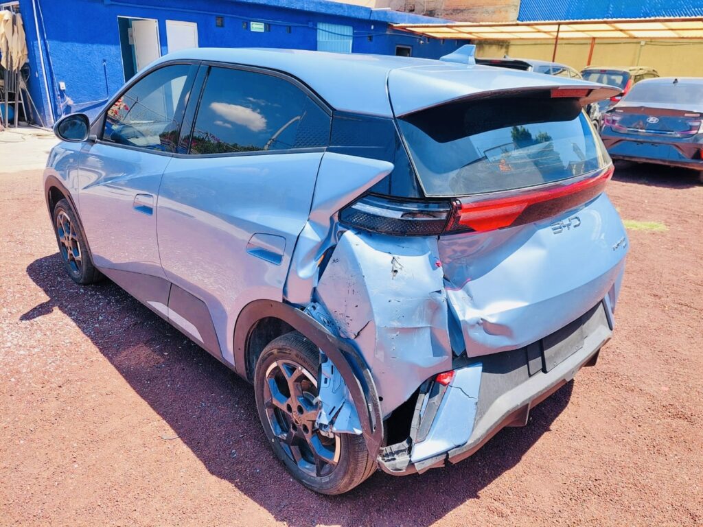 No te arriesgues comprando autos en subastas, tienen vicios ocultos y faltantes. Compra de manera directa con nosotros, todas nuestras unidades encienden y ruedan.