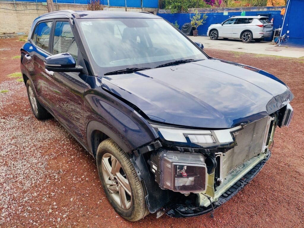 No te arriesgues comprando autos en subastas, tienen vicios ocultos y faltantes. Compra de manera directa con nosotros, todas nuestras unidades encienden y ruedan.